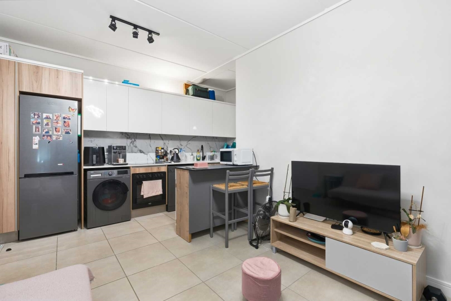 1 Bedroom Property for Sale in Parklands Western Cape